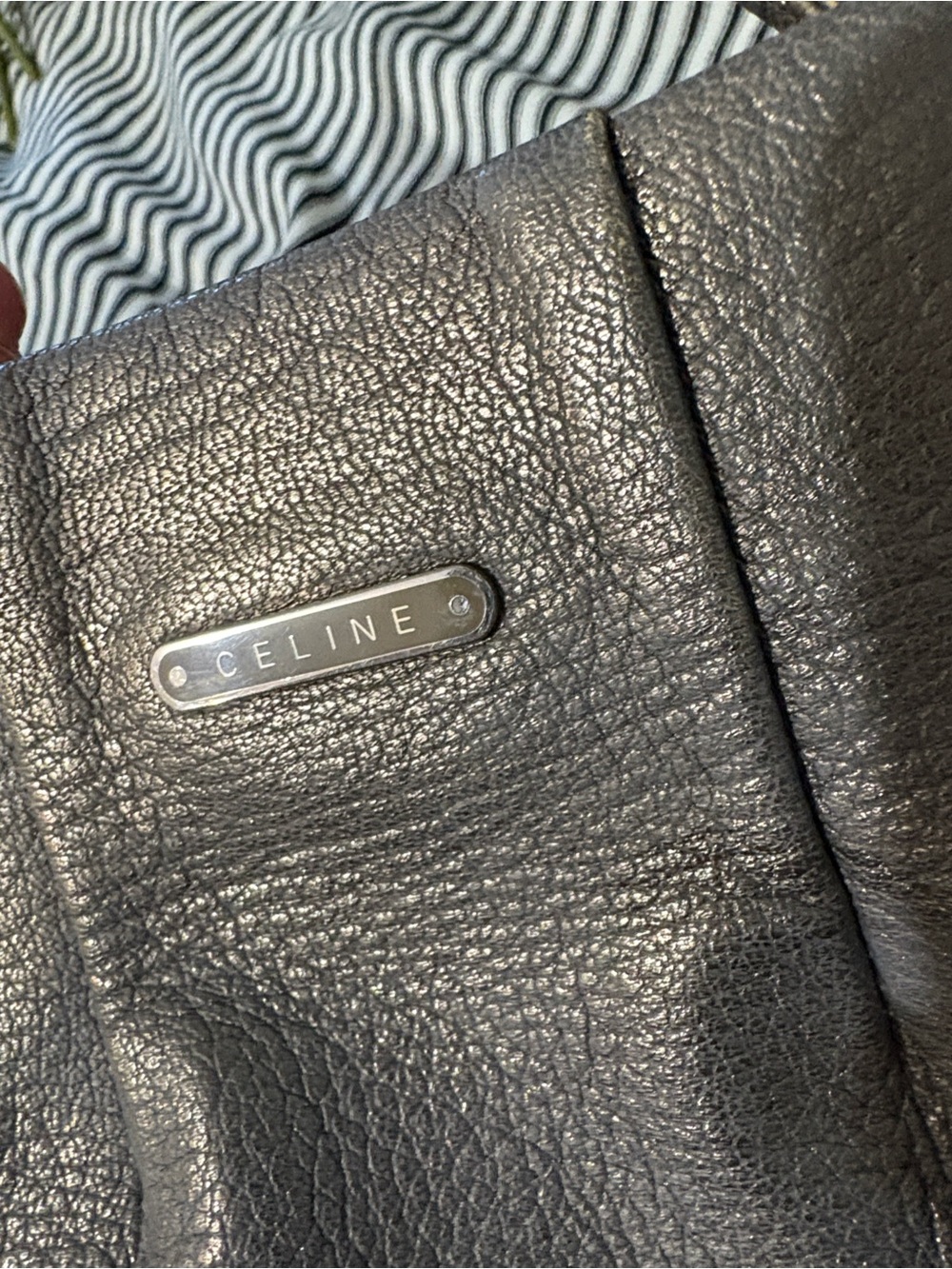 Metallic Leather vintage Celine shoulder bag - Picture 6 of 16